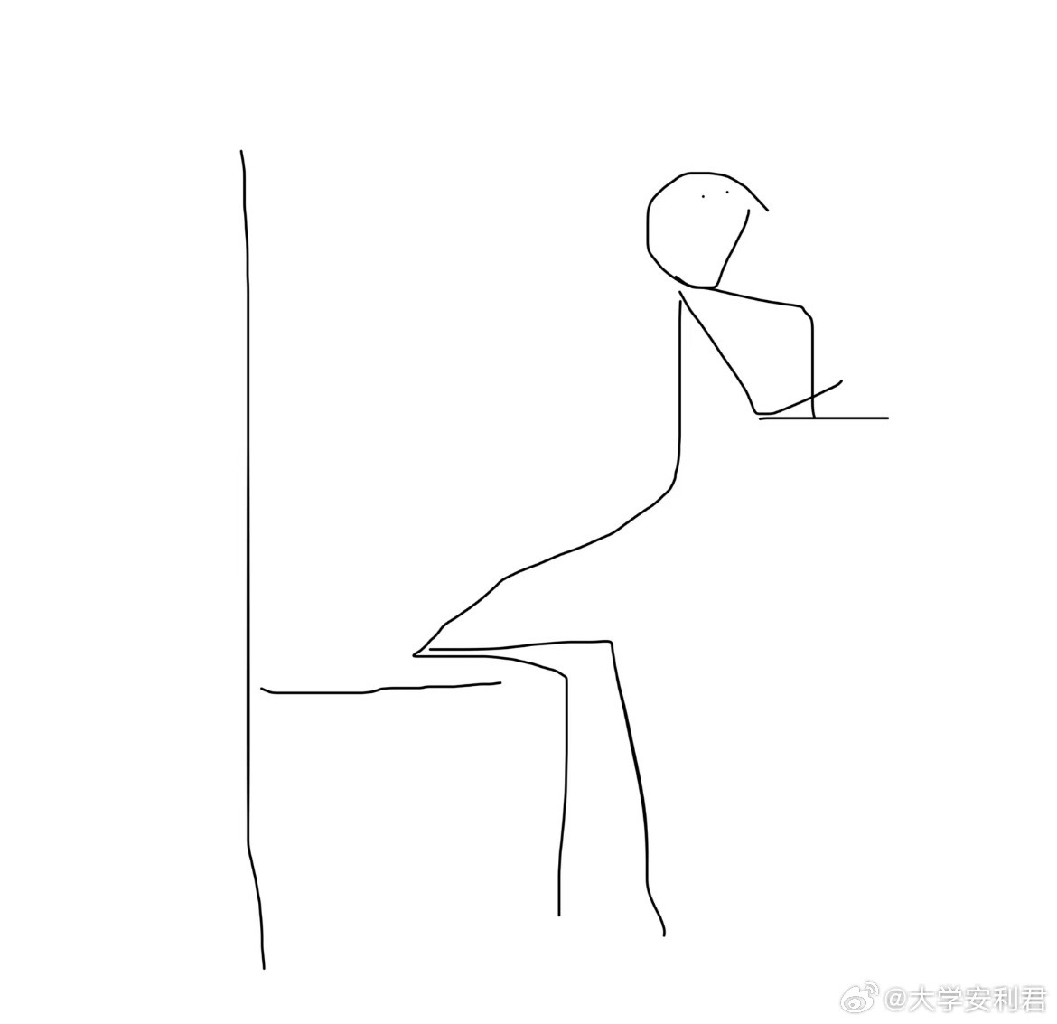 学校连体桌椅belike：开学焕个新人设