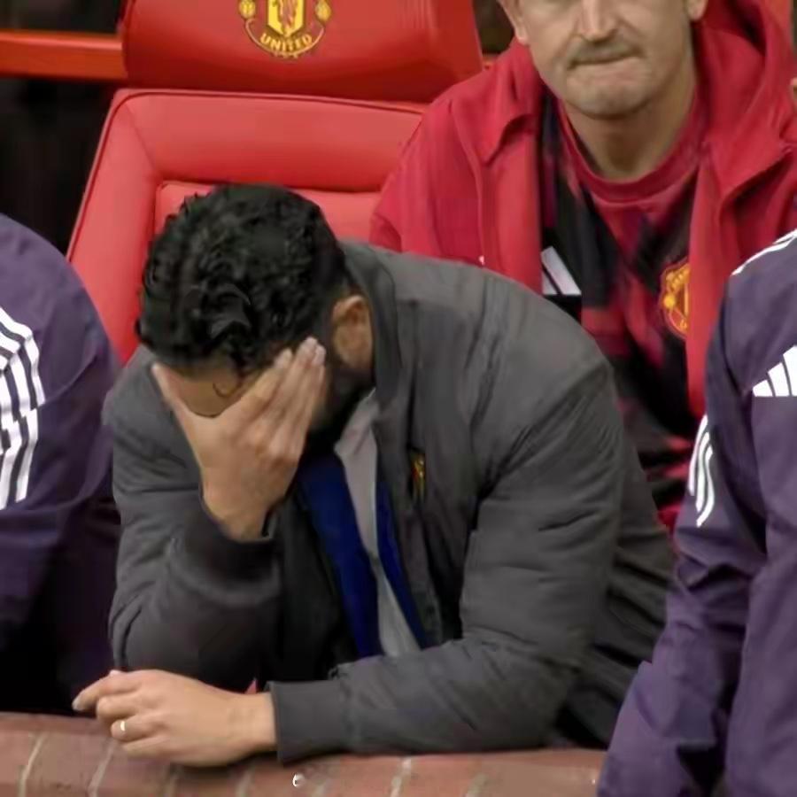 曼联赢球即进前六！铁闸炮轰更衣室战垫底狼队成救赎关键北京时间12月9日4时，英