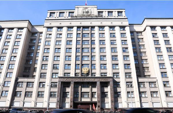 三天投票终于收官，统俄党狂揽355席，俄罗斯这场选举到底说明了什么？莫斯科时间