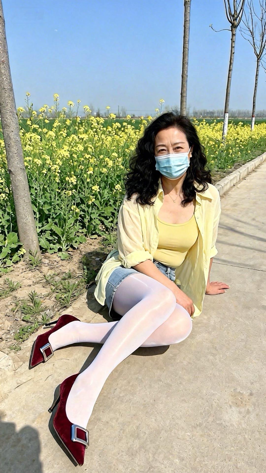 女人如何穿高跟鞋显得很洋气