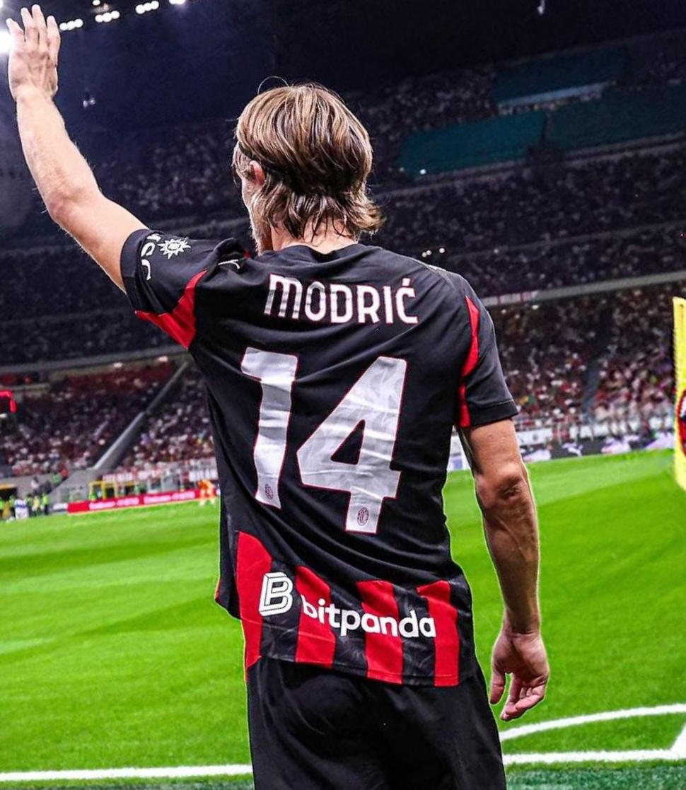 米兰隐藏的对手清晰可见！随着国米、罗马赢球，那不勒斯输球，米兰的争四对手已经清