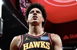 老鹰队新老大杰伦约翰逊，本赛季有3场比赛打出惊人数据:12月19号，打黄蜂队