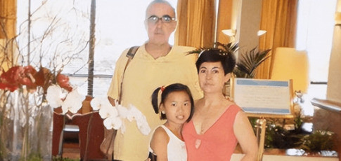 西班牙养女死了父母是凶手太惨了！一个活生生的中国女孩，怎