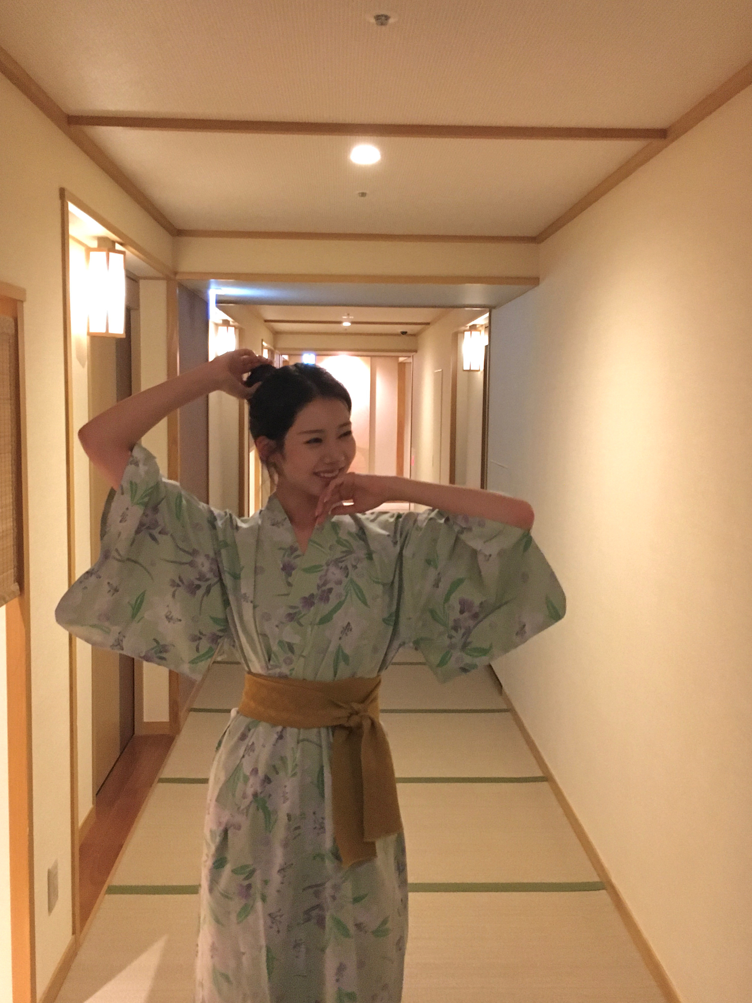 👘她太可爱了呀​​​