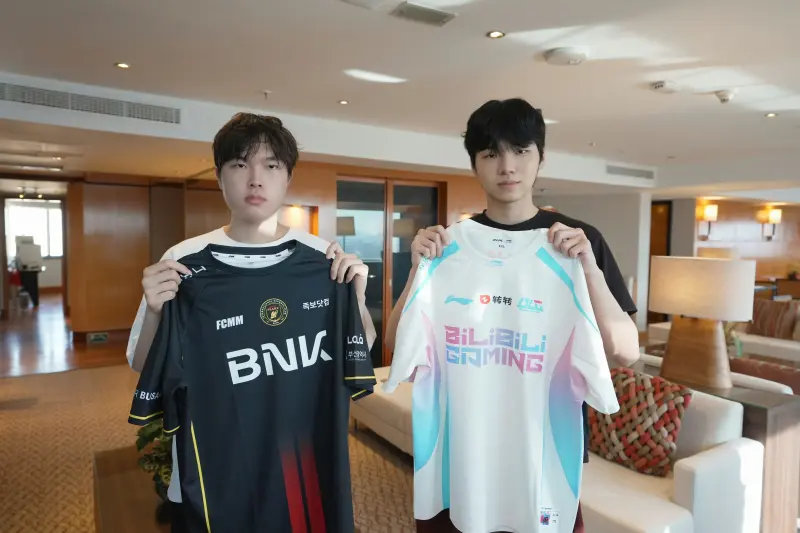 先锋赛开幕在即，LPL官方分享Bin、GALA与BFX选手交换队服！原本以为Bi