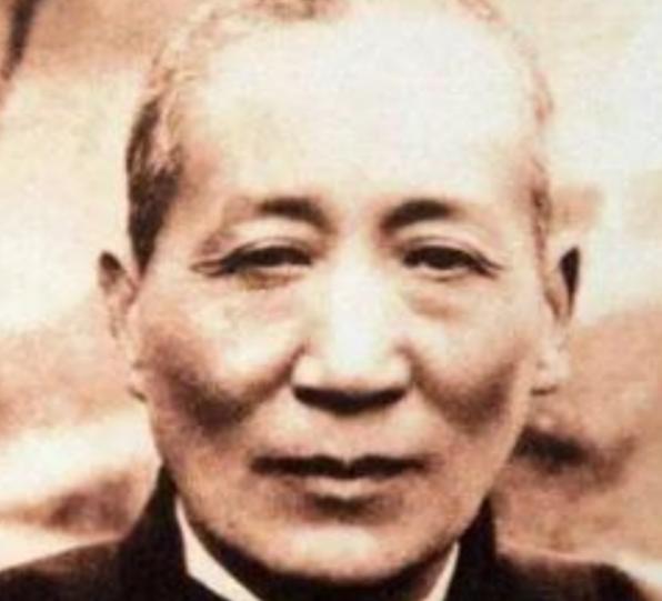 2010年，那个臭名昭著的大地主刘文彩的后人在他们的故乡搞了一次祭祖活动，还准备