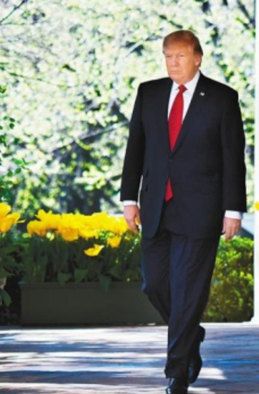 美国众议院曾通过一项法案：若中国以武力推进台湾统一，美方就要亮出中国精英们的在美