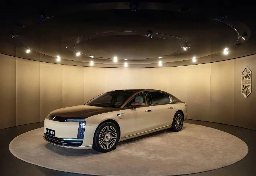 2205台！尊界S800把“榜首”焊死在70万+豪车榜11月，尊界S800再交2