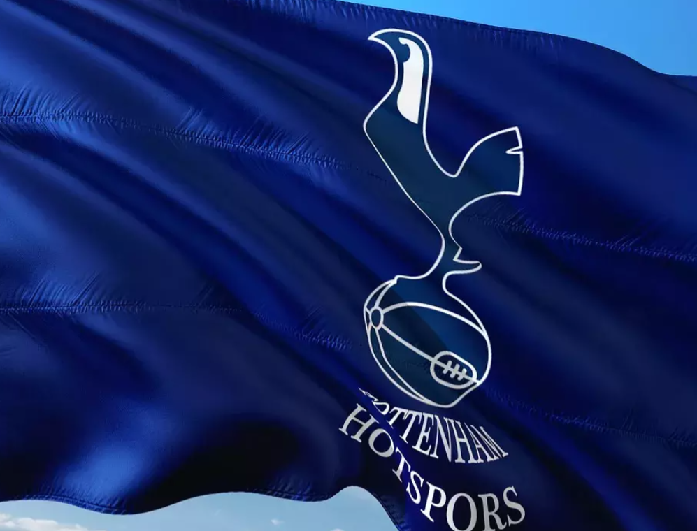 可怜的热刺必降级走了凯恩外热刺就失去了定海神针，又走了孙兴慜，热刺又被抽了筋，