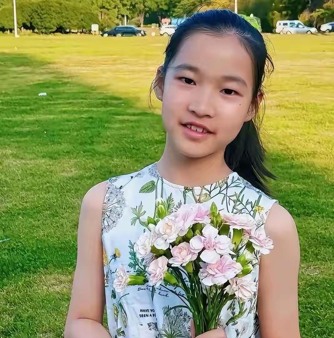 张雪峰老师突然离世，让人心疼他女儿，一句“爸爸是文曲星，去了更需要他的地方”，却