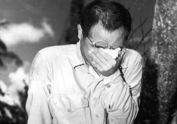 1945年，日军被苏联红军押往寒冷的西伯利亚。后来，活下来的日军战俘哭着回忆道：