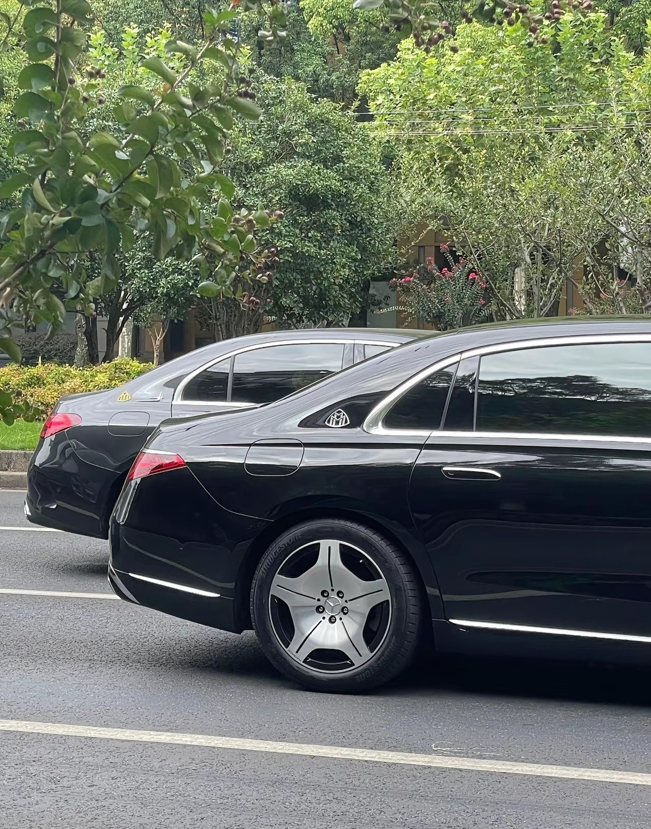 同为迈巴赫，大家能分出哪款是真的嘛…​​​