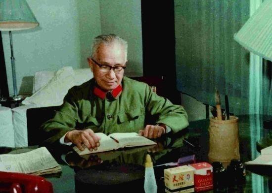 1980年9月17日，北京的京西宾馆戒备森严，一场保密级别极高的会议在京西宾馆举