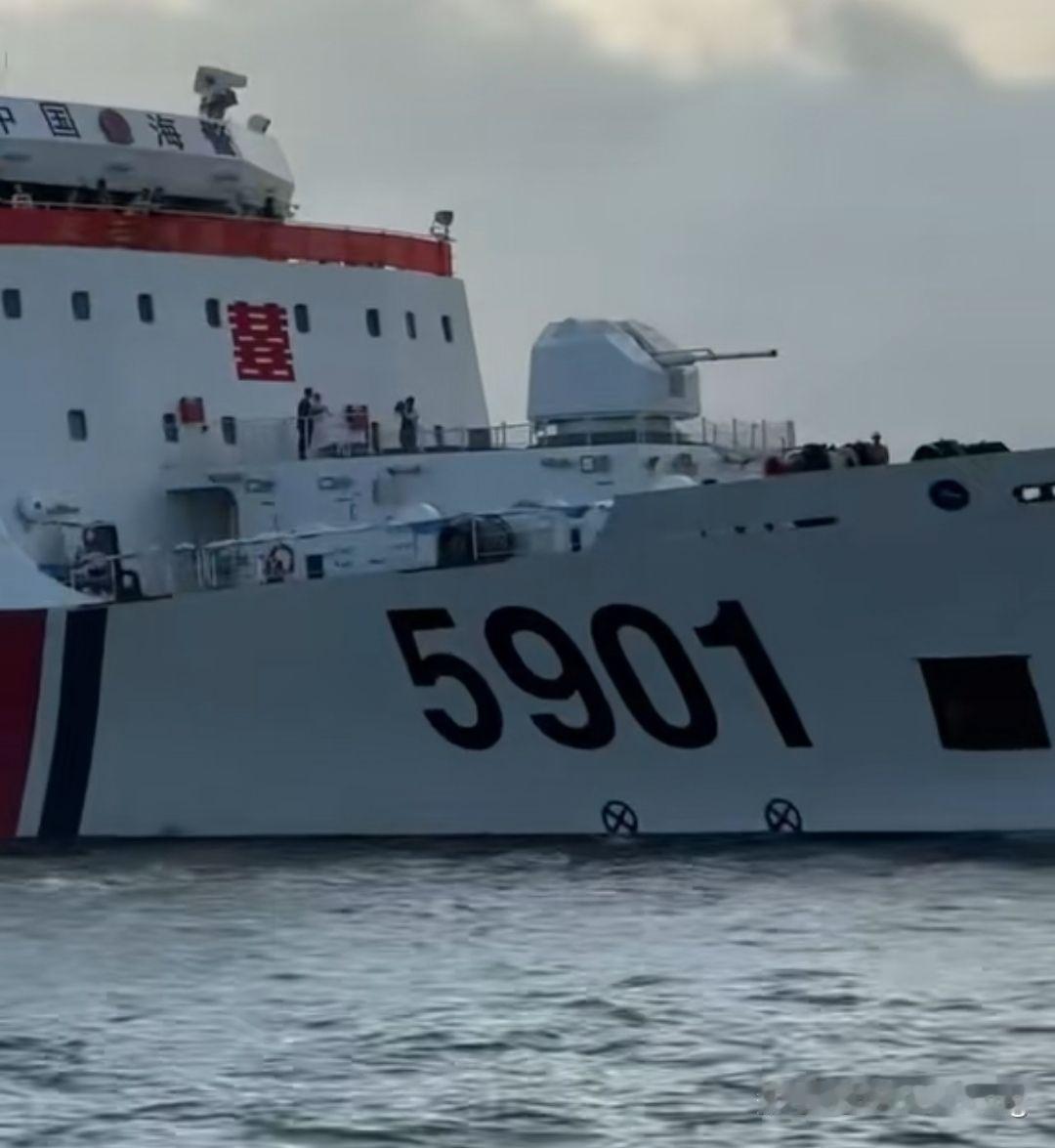 59改，船头的喜字是重点！军舰，军舰，你可曾装过囍时糖？如果，舷