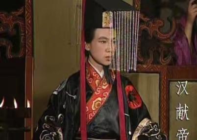 今日话题：刘协（汉献帝）还有翻盘机会吗？？？网友甲：我觉得刘协根本没机会翻盘