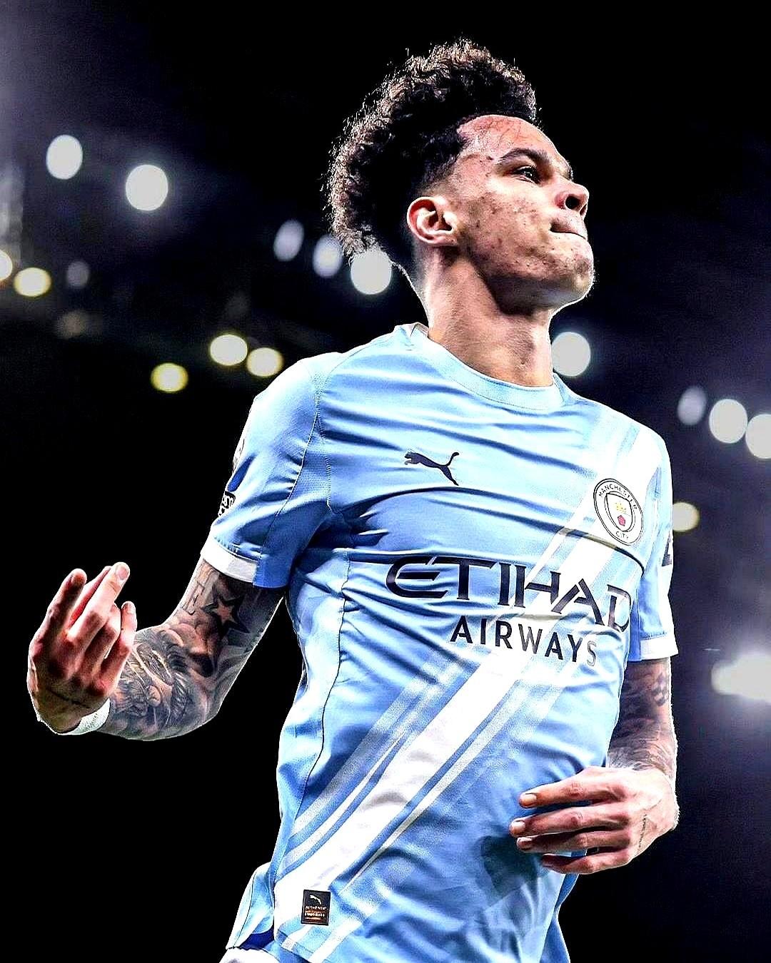 前脚被曼城“清洗”，后脚就成了切尔西大腿，瓜迪奥拉还转头夸他“太出色了”。说