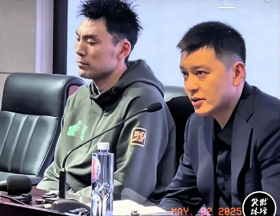 辽宁出局，杨鸣赛后主动承认错误！令我肃然起敬，要知道，辽宁队走的是广东的老路！2