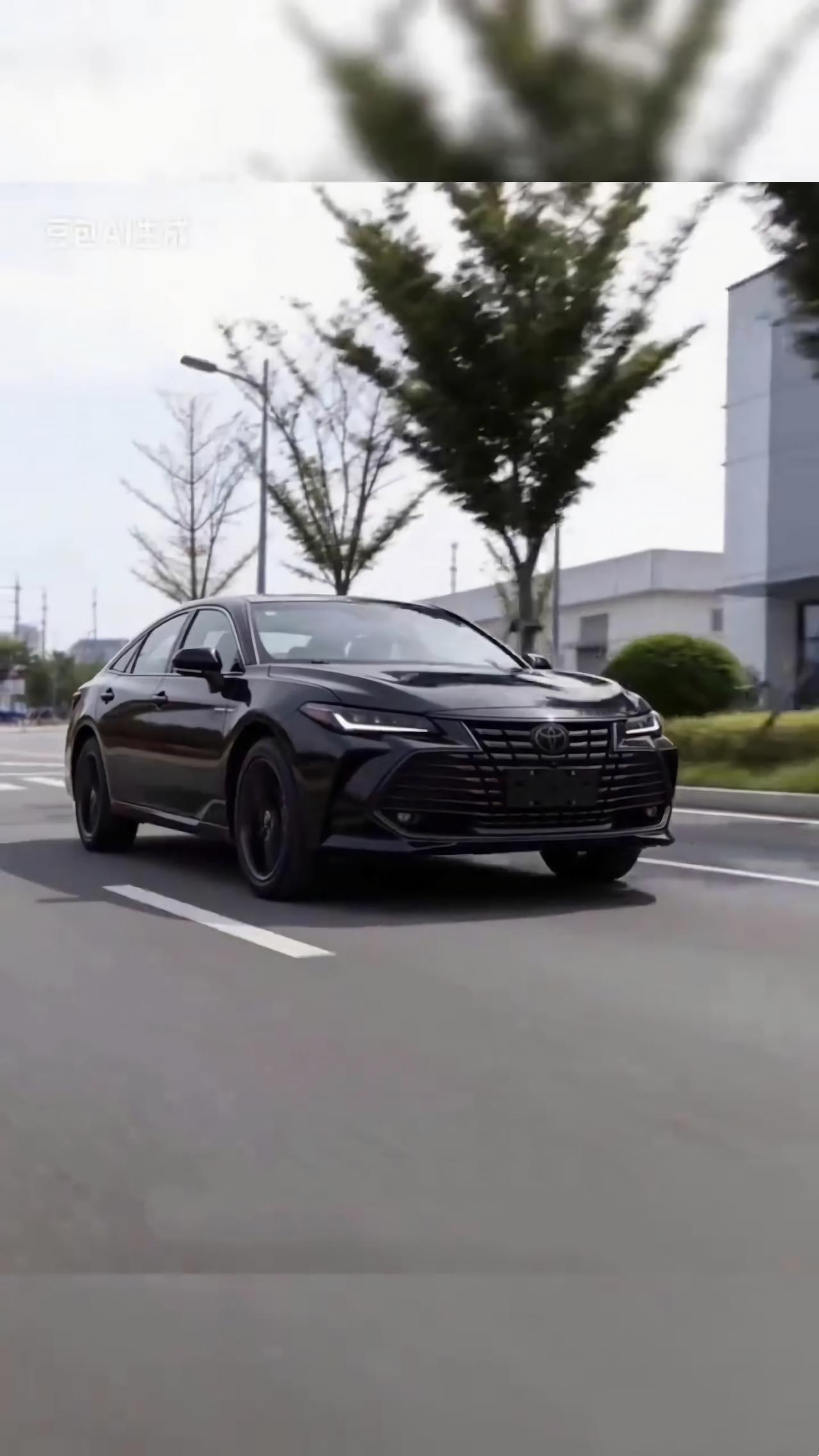 🛣️👀我个人对亚洲龙星耀版这种车的期待，不是它的辅助驾驶，丰田这类车给人的