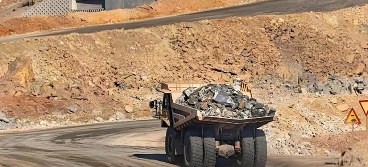 中国停供硫酸，为何全球无替代？4类国家最难受一个平时根本没人正眼瞧的工业品，突