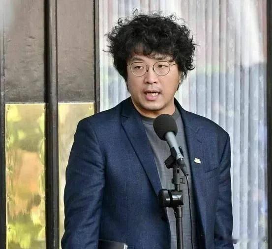 国民党再度锁定沈伯洋因为前几天国台办公开惩戒沈伯洋及其父亲指称他们在大陆赚钱