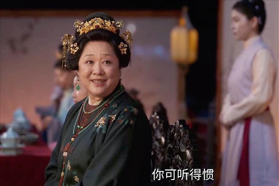 《兰香如故》袁老夫人看透三房的企图，为何还执意要儿子纳碧芜为妾？袁老夫人不是老