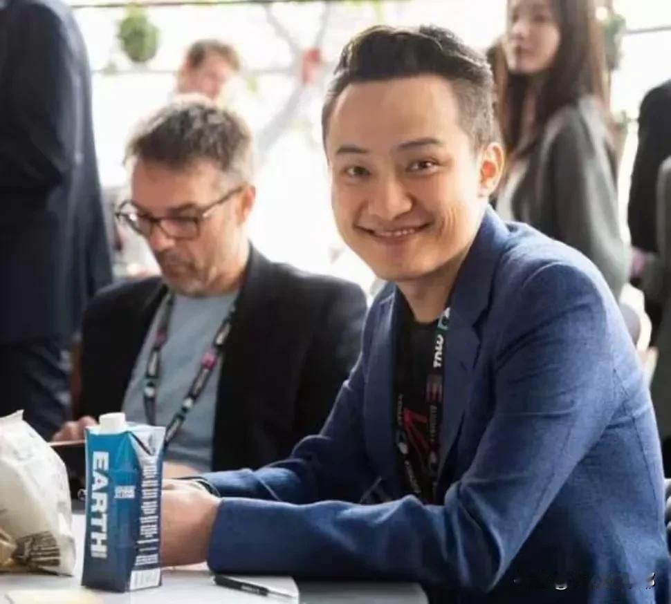 孙割为什么不给景甜5千万美金，有个网友的点评很有意思。有没有可能，他并不