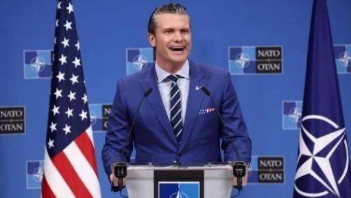 美国防长的话炸了锅：中美要是开打，20分钟内，他们的航母全得沉！还撂下一句句大实