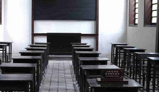 在1955年被逮捕，后毛泽东亲批：此人不可信任，并且服刑改造长达22年。这个