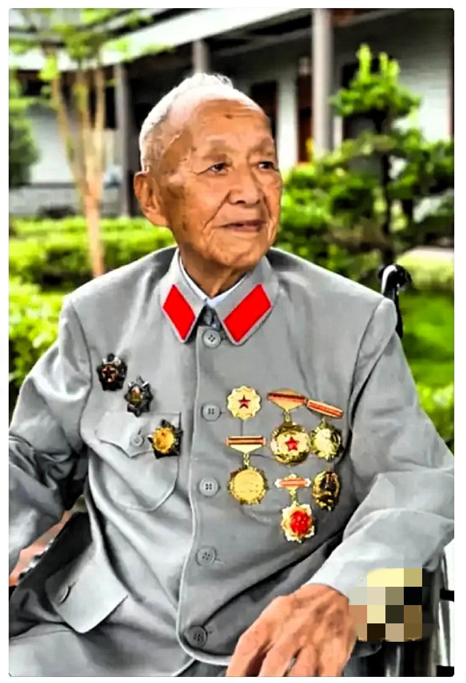 108岁老红军胡正先于2026年1月19日在安徽六安逝世！这位走过长征的“红色