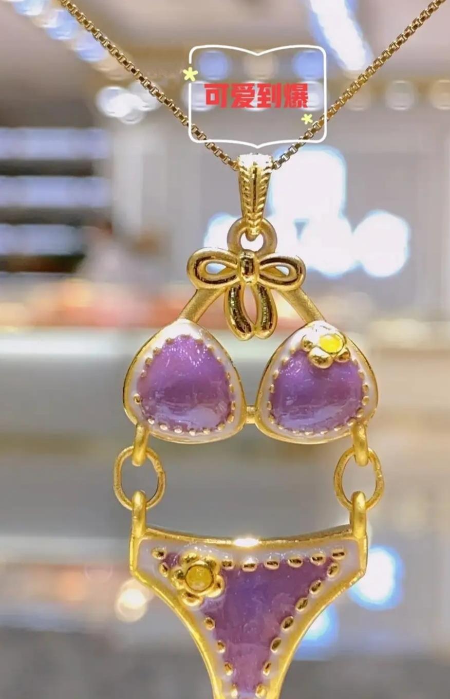 金价暴跌预言实锤！手里囤了大量黄金的人，这个周末怕是要坐立难安了吧？1