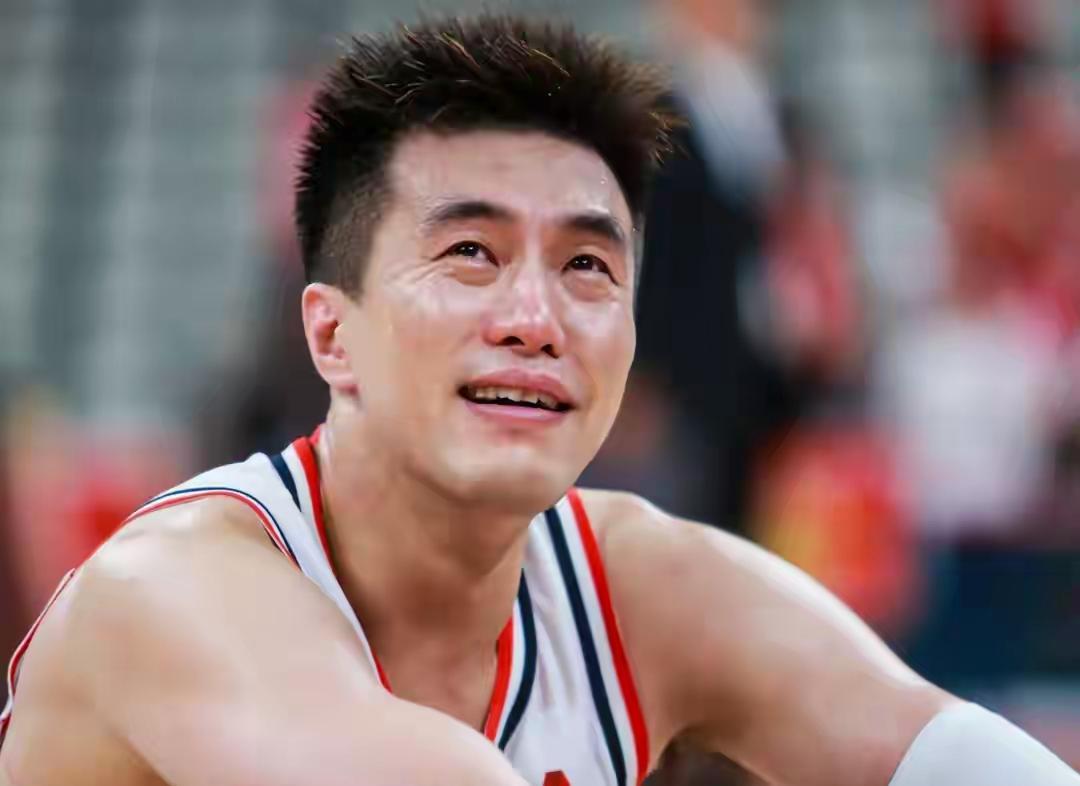 居然还有这样的家庭！一个27岁的老爷们下班路上想给双胞胎儿子买俩鸡腿，于是给自己