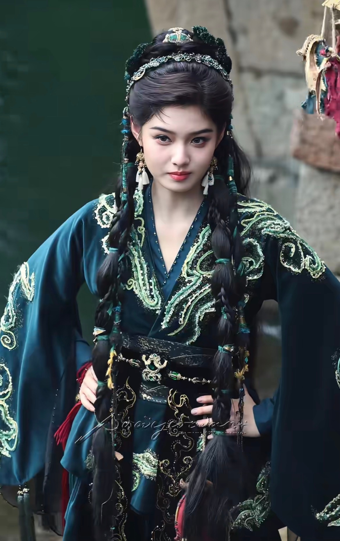 哎侍慧给百妖谱这几次发型都做的好奇怪​​​