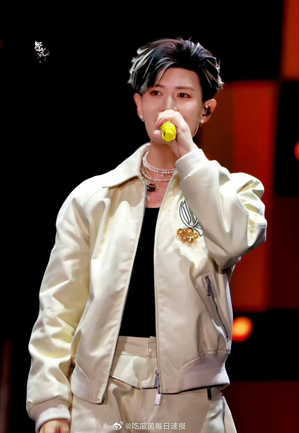 男明星们的音乐节舞台造型：任嘉伦、罗云熙、张晚意、刘宇、丁禹兮、王源，好多演员啊
