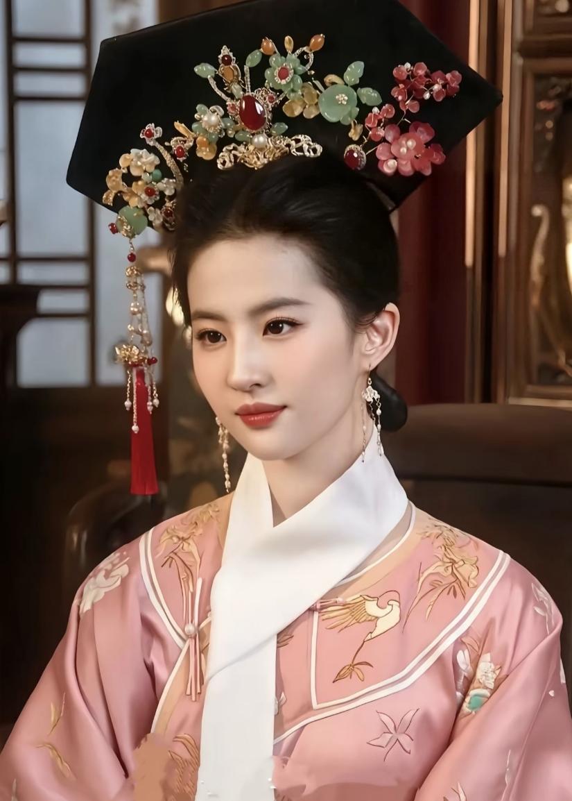 刘亦菲这清宫剧造型你觉得怎么样？她好像没有演过清宫剧。