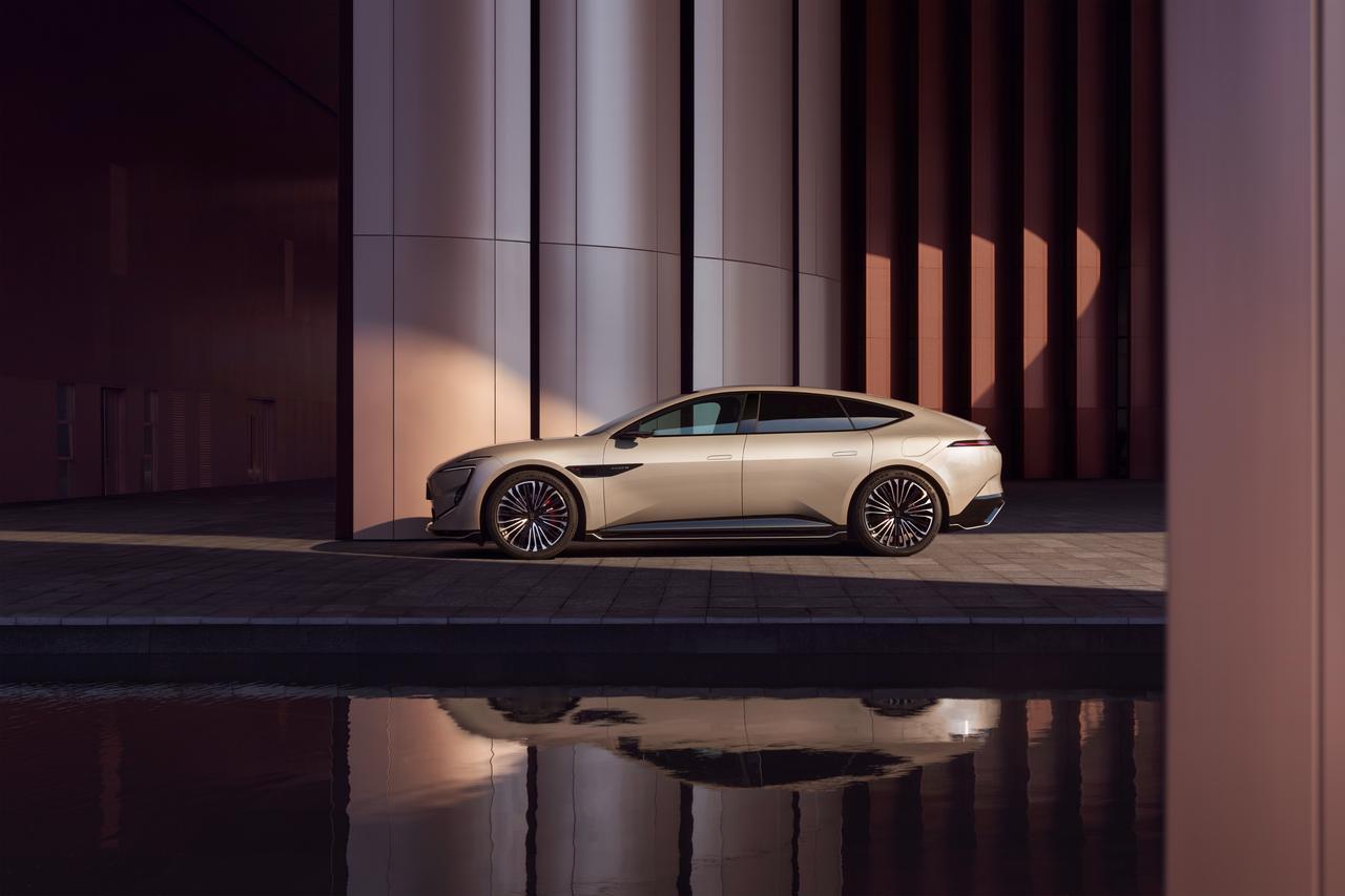 30万级新能源车市场迎来“智能新豪华”破局者！阿维塔12四激光版凭借“十项升级