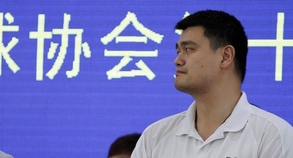 关于CBA的退休工资！最近姚明开始领取NBA退休工资事引发了热议，很多人问我说C