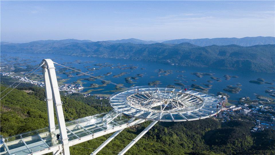 苏超联赛：蹭流量最多的、收益最大的不是常州，而是湖北的黄石。自苏超联赛有了热