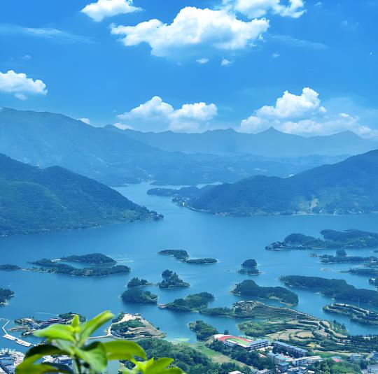 黄石仙岛湖——荆楚第一奇湖藏在黄石阳新幕阜山北麓的仙岛湖，是名副其实的"荆楚