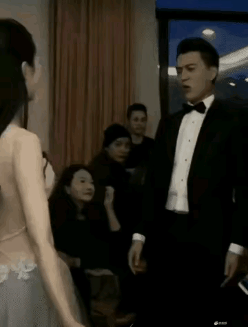 来，抱一下[大笑]