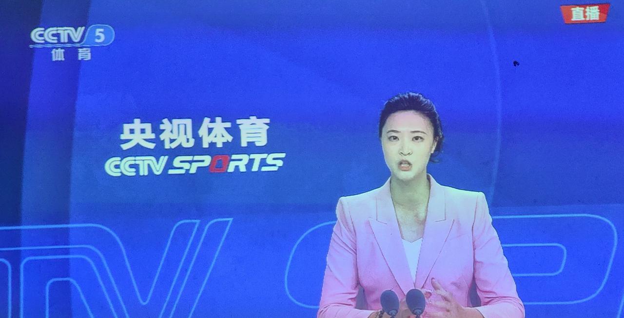 惠若琪：中国女排分组不利，先立足当下。南师大副教授惠若琪出任央视直播嘉宾，解说女