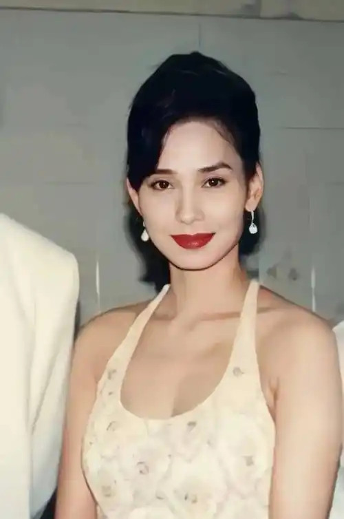 1982年，61岁的