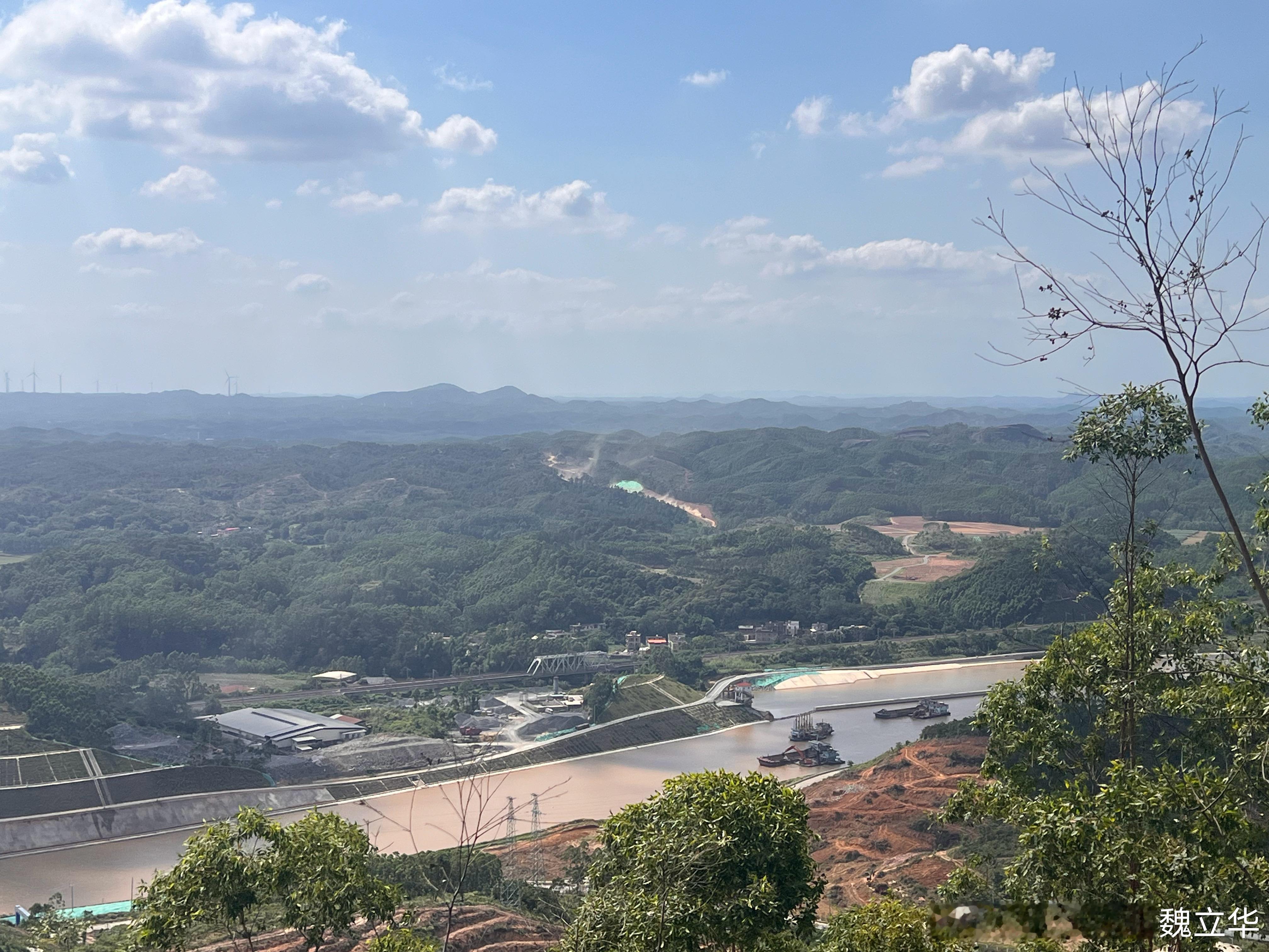 但凡叫“沙坪”的，都是墟市！嘉陵江注入长江前有一大片的沙地，水位低的时候总露出水