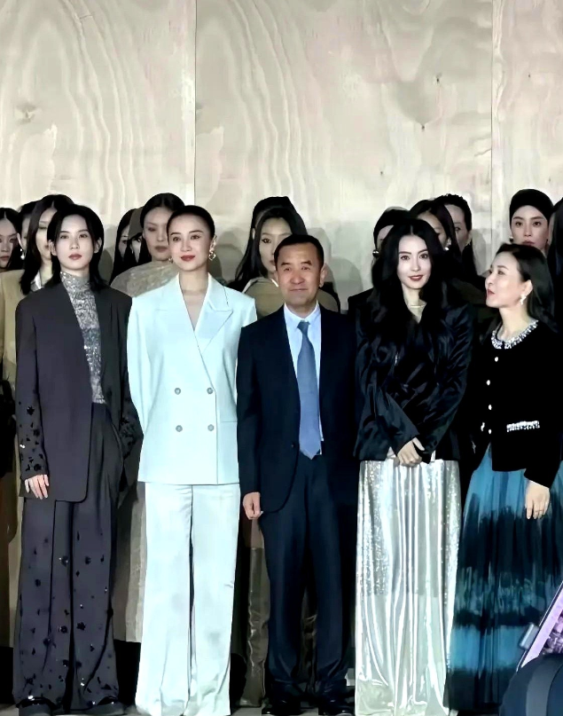 70%网友把票投给她，脸到底赢在哪社交平台投票里，张柏芝拿下七成选票，把王祖