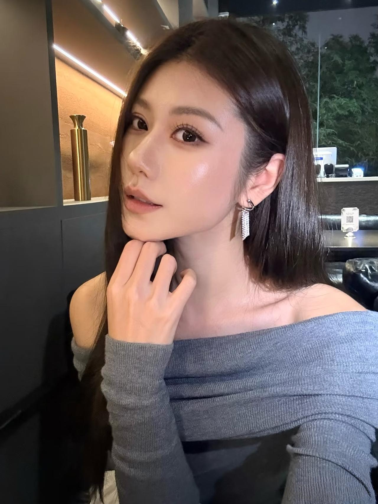 女生怎么穿搭会看上去很优雅