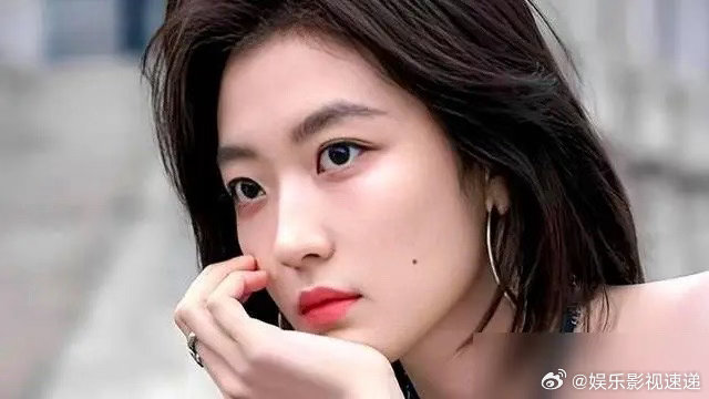 孙千又被骂上热搜，就因为她在片场让替身站那测光，自己没杵在镜头前挨晒。替身测光