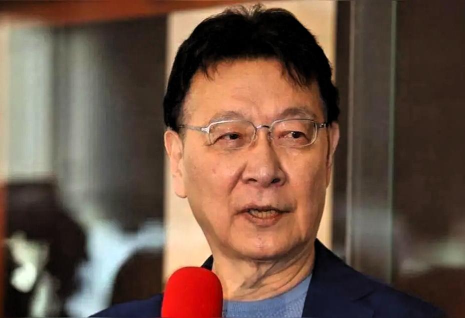 军购内讧炸穿国民党！郑丽文联手考纪会重拳围剿，赵少康彻底慌了国民党内部因军