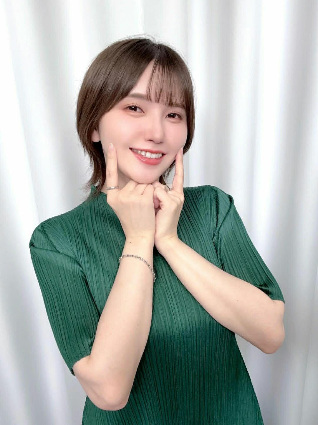 日娱新闻鬼头明里鬼头明里ins