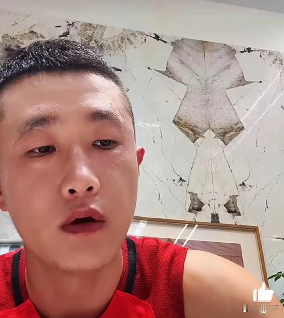 张二嫂自认为没有过气，参加天佑的婚礼挺给排面！张二嫂表示