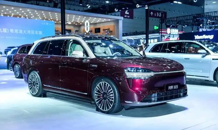 2023年还巨亏的赛力斯为何2024年净利润干到了13亿？因为问界M9太成功了，