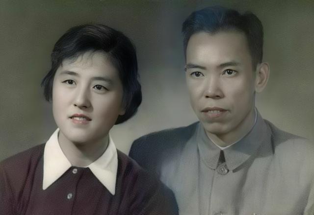 1949年9月13日，经过第十三兵团政治部主任杜平批准，梁兴初和任桂兰在湖南常德